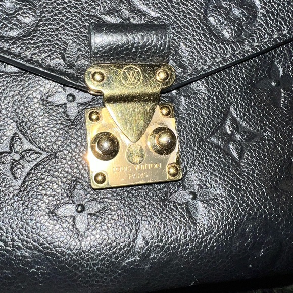 Louis Vuitton Pochette Métis Empreinte - Picture 6 of 12